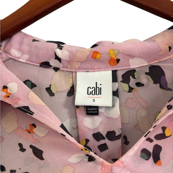 CAbi Pounce Top Pink Exotic S - Picture 3 of 8